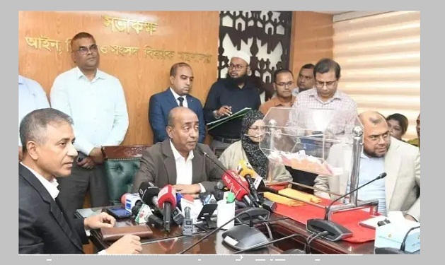 ‘কোনো সাব-রেজিস্ট্রার দুর্নীতিতে জড়ালে তাকে ঢাকায় রাখা হবে না’