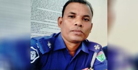 আমি পোশাক লাগিয়েছি ঘুষের টাকা দিয়ে, ঘুষ খাওয়ার জন্যই: এএসআইয়ের বক্তব্য ভাইরাল