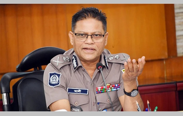 বিগত সরকার পাড়া-মহল্লায় মাদকের আখড়া তৈরি করেছিল: আইজিপি আলী