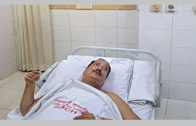 ভূমিমন্ত্রীকে উন্নত চিকিৎসার জন্য বিএমইউতে স্থানান্তর