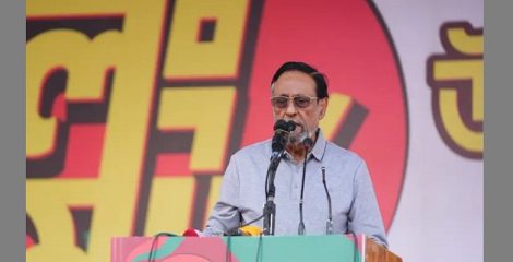 সময় থাকতে সতর্ক হোন, না হলে বিপদে পড়বেন : অলি আহমেদ