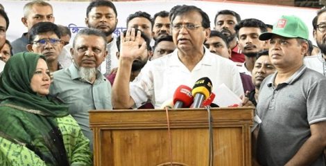 ফুটপাত দখল করে দোকান বসালেই মামলা : ডিএসসিসি প্রশাসক