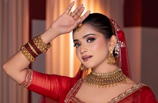 আটকে আছে ‘সোলজার’, অপেক্ষা বাড়ছে তানজিন তিশার
