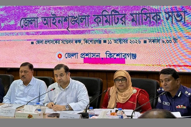 পূজামণ্ডপের নিরাপত্তায় সর্বোচ্চ সতর্ক থাকার নির্দেশ তথ্য প্রতিমন্ত্রীর
