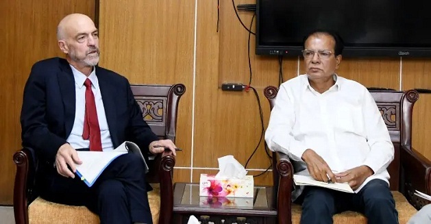 আইআইএমএম-এর প্রধানের কাছে রোহিঙ্গা নির্যাতনের ন্যায়বিচার চাইলেন ত্রাণমন্ত্রী