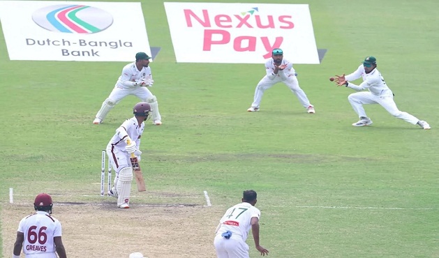 মিরপুর টেস্ট: ফিফটি করা চন্দরপলকে ফেরালেন শরীফুল